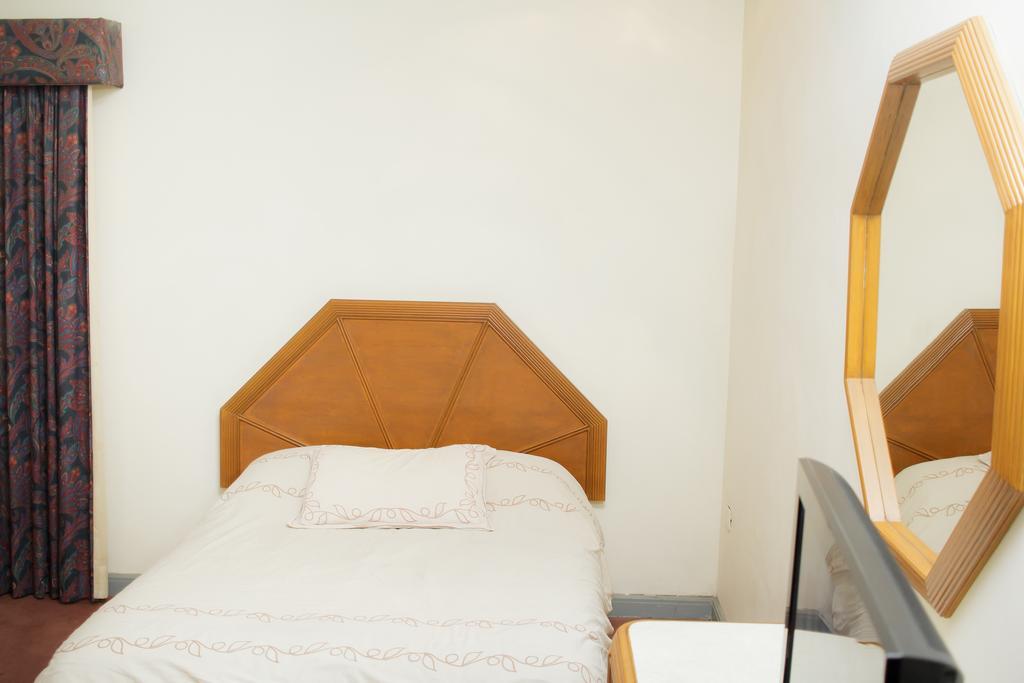 Hotel Guidi Linares Zewnętrze zdjęcie