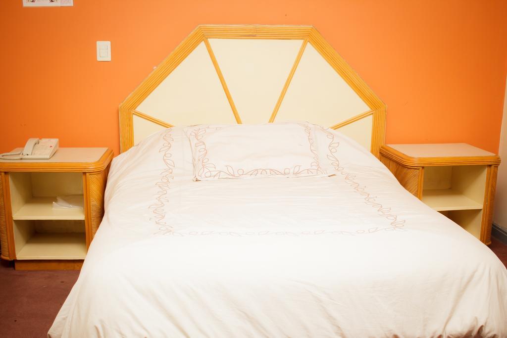 Hotel Guidi Linares Zewnętrze zdjęcie