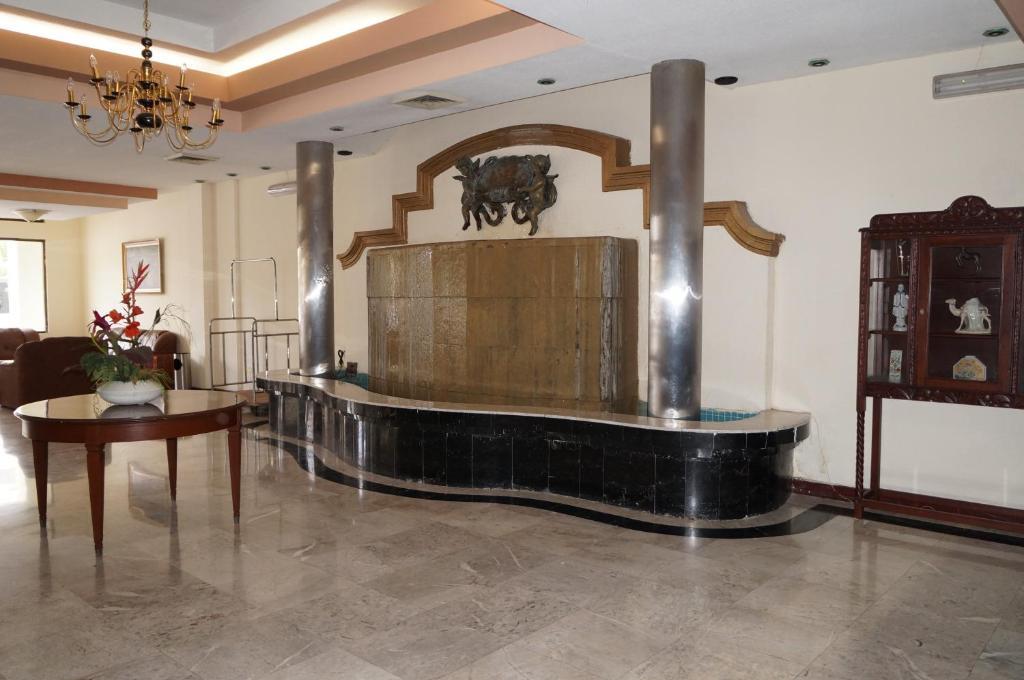 Hotel Guidi Linares Zewnętrze zdjęcie